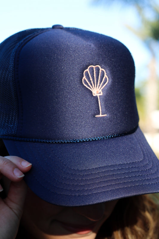 Gulf Babe Shell on Stem Otto Cap